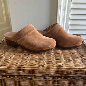 Vionic Brown Suede Slip-On Clogs